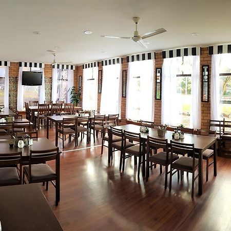 Goldfields Motel Blayney Bagian luar foto