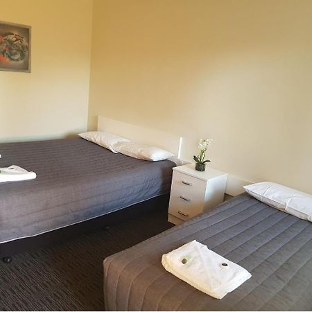 Goldfields Motel Blayney Bagian luar foto