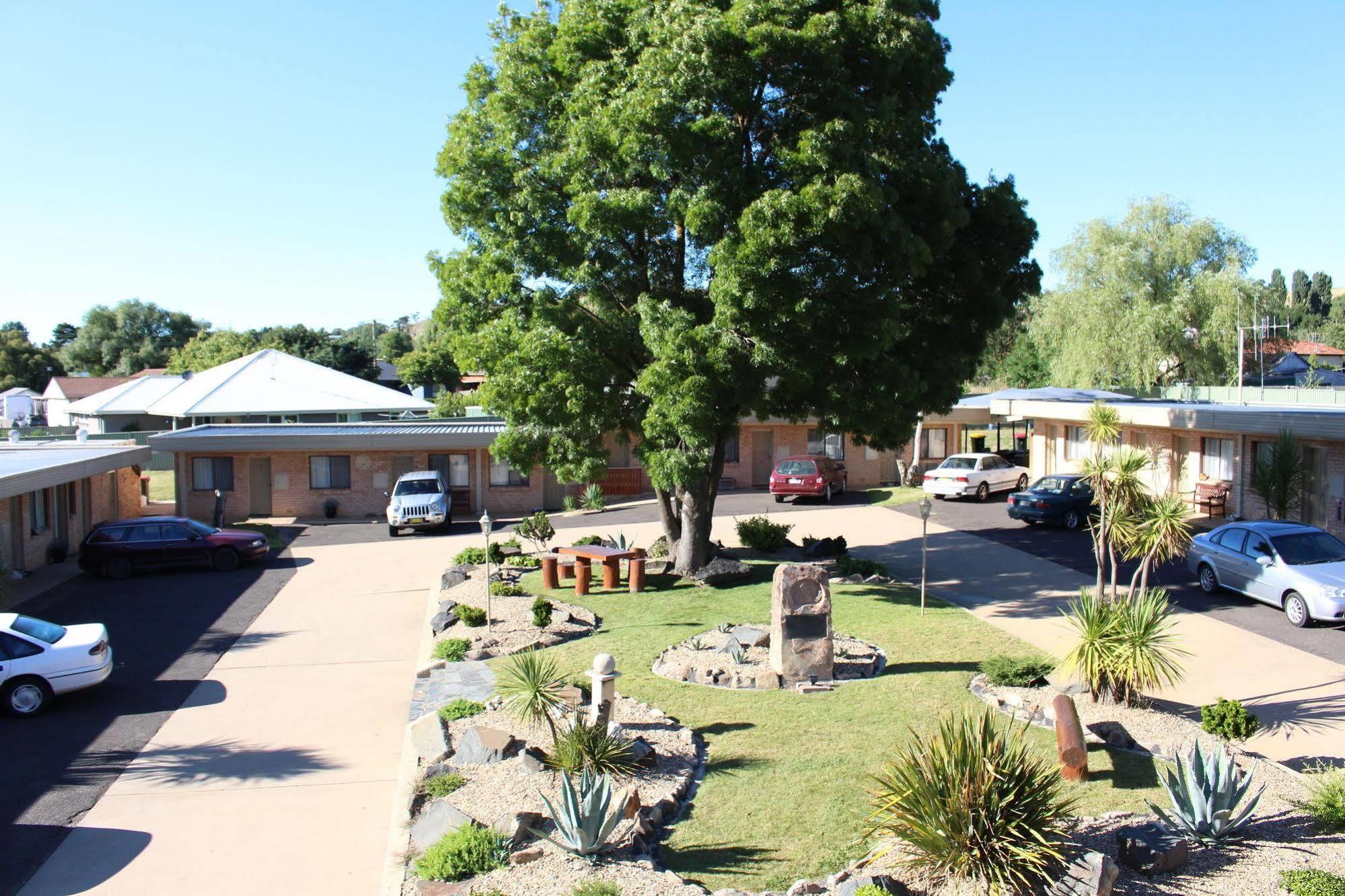 Goldfields Motel Blayney Bagian luar foto