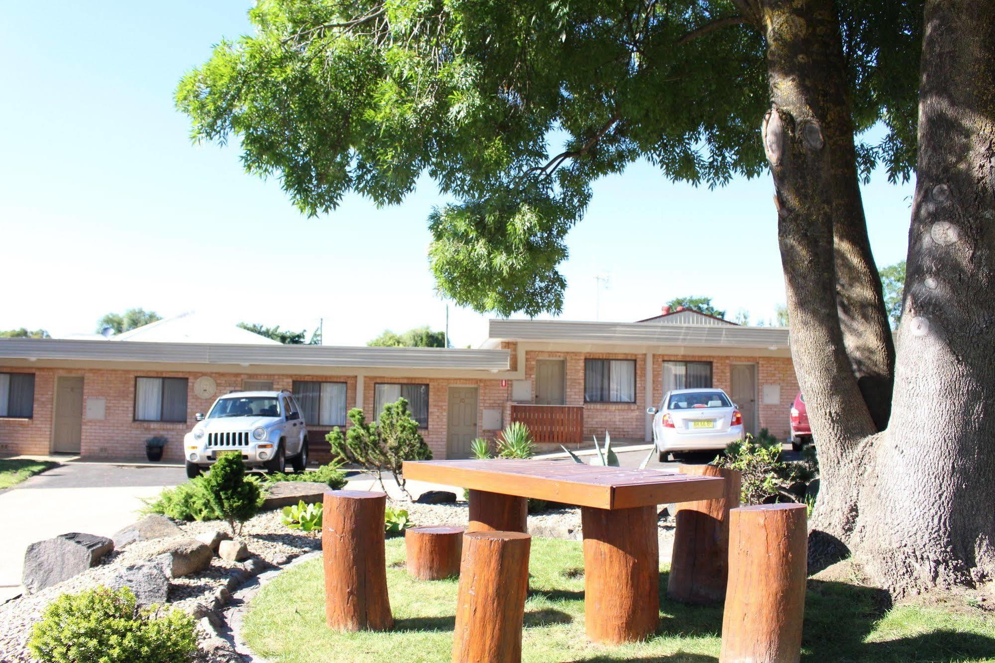 Goldfields Motel Blayney Bagian luar foto